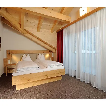 Apart Otel Garni Schadhof Ischgl