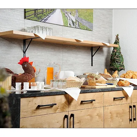 Garni Schadhof אישגל