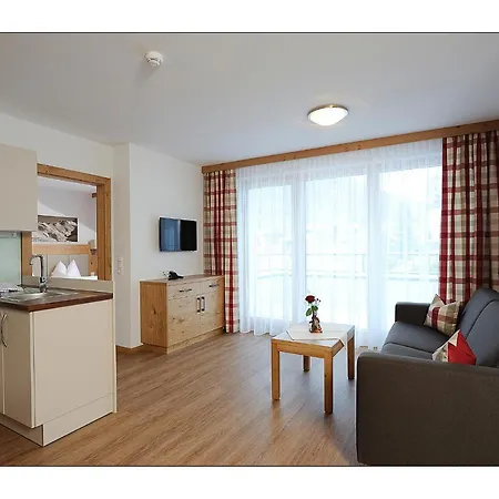 Apart Otel Garni Schadhof 4*
