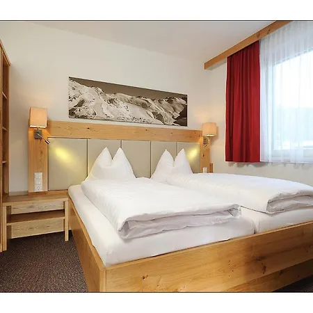 Garni Schadhof 4* אישגל